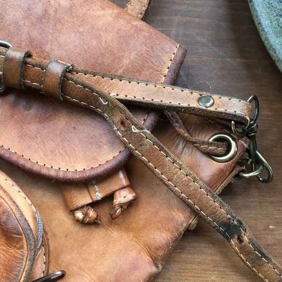 Vintage Paraguay Genuine Hand Made Leather Satchel - Picture 15 of 15